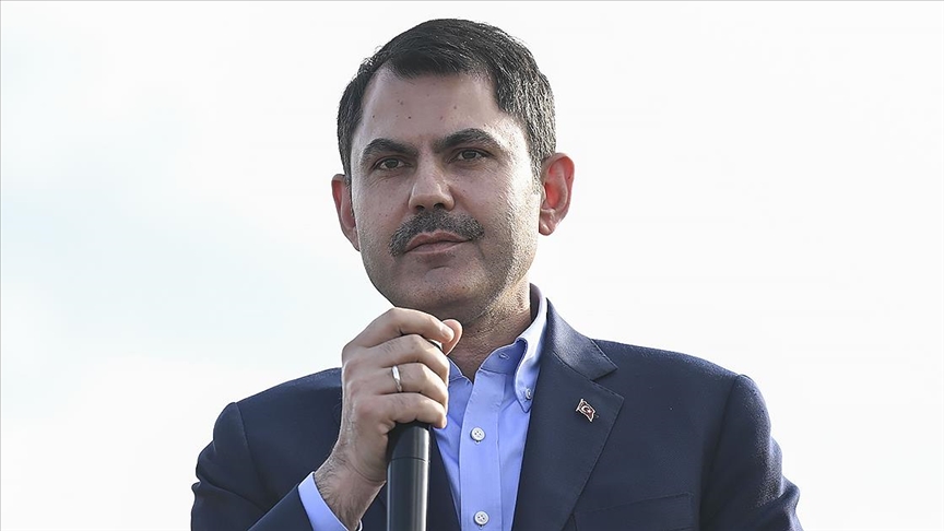 Murat Kurum'un öğrencilere vaadi alay konusu oldu: #DirenMatematik