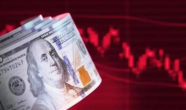 Dolar ne kadar? Dolarda yükseliş devam edecek mi? Ünlü ekonomist dolar için tarih verdi