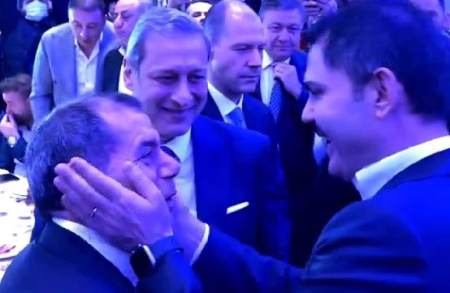İstanbul adayından Dursun Özbek'e sert tepki: "Başkalarına yanağınızı okşatıyorsunuz ama bize gelince..."