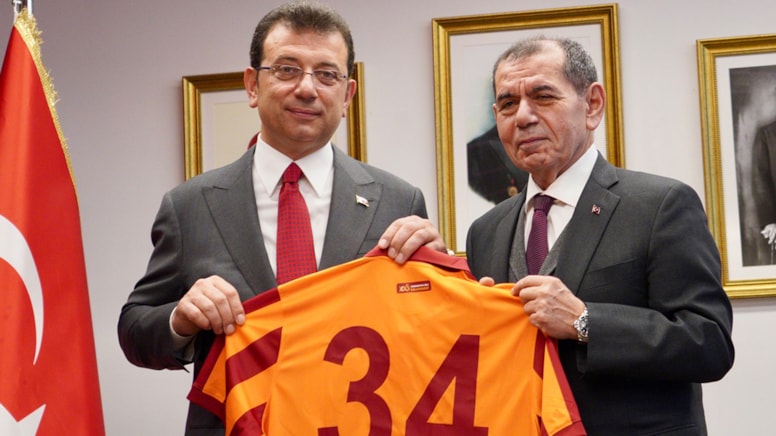 İmamoğlu Galatasaray'ı ziyaret etti! Dursun Özbek, Murat Kurum ile verdiği kareye açıklık getirdi