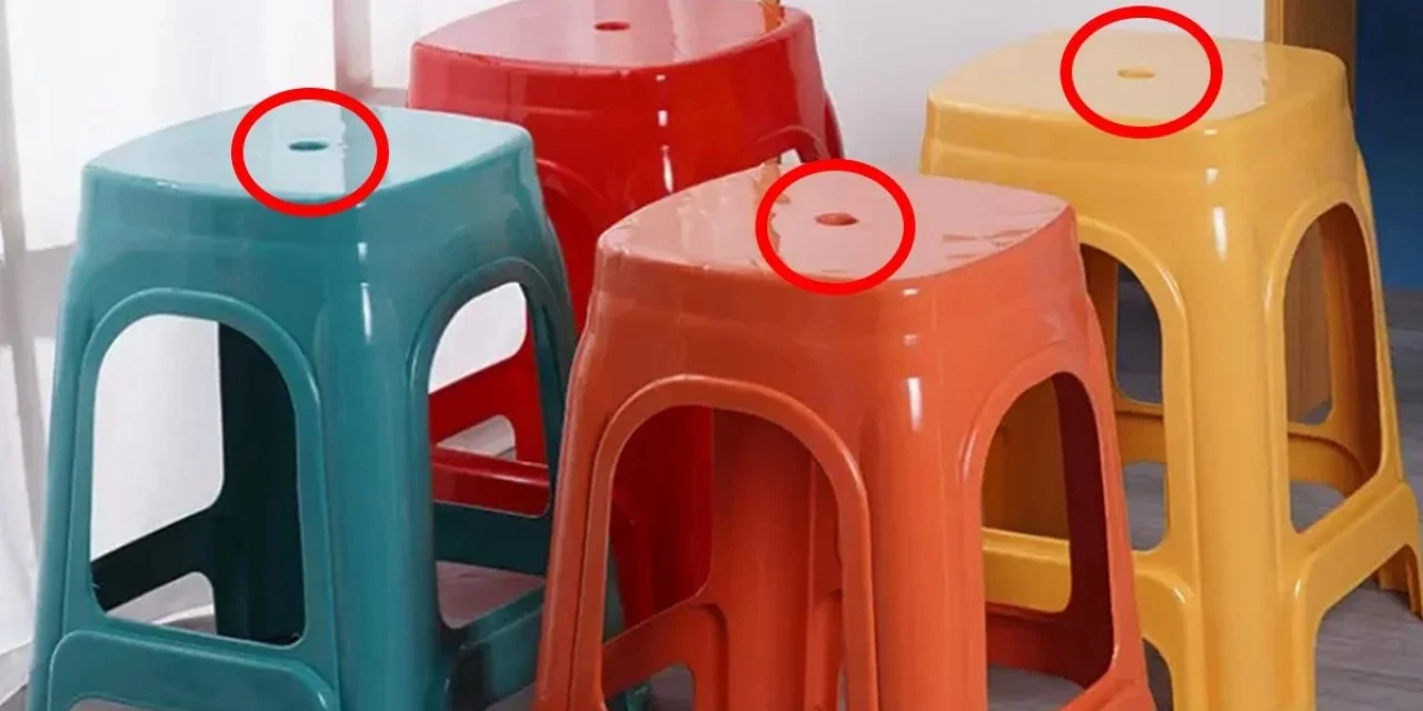 Taburelerin ortasındaki delik meğer bu işe yarıyormuş