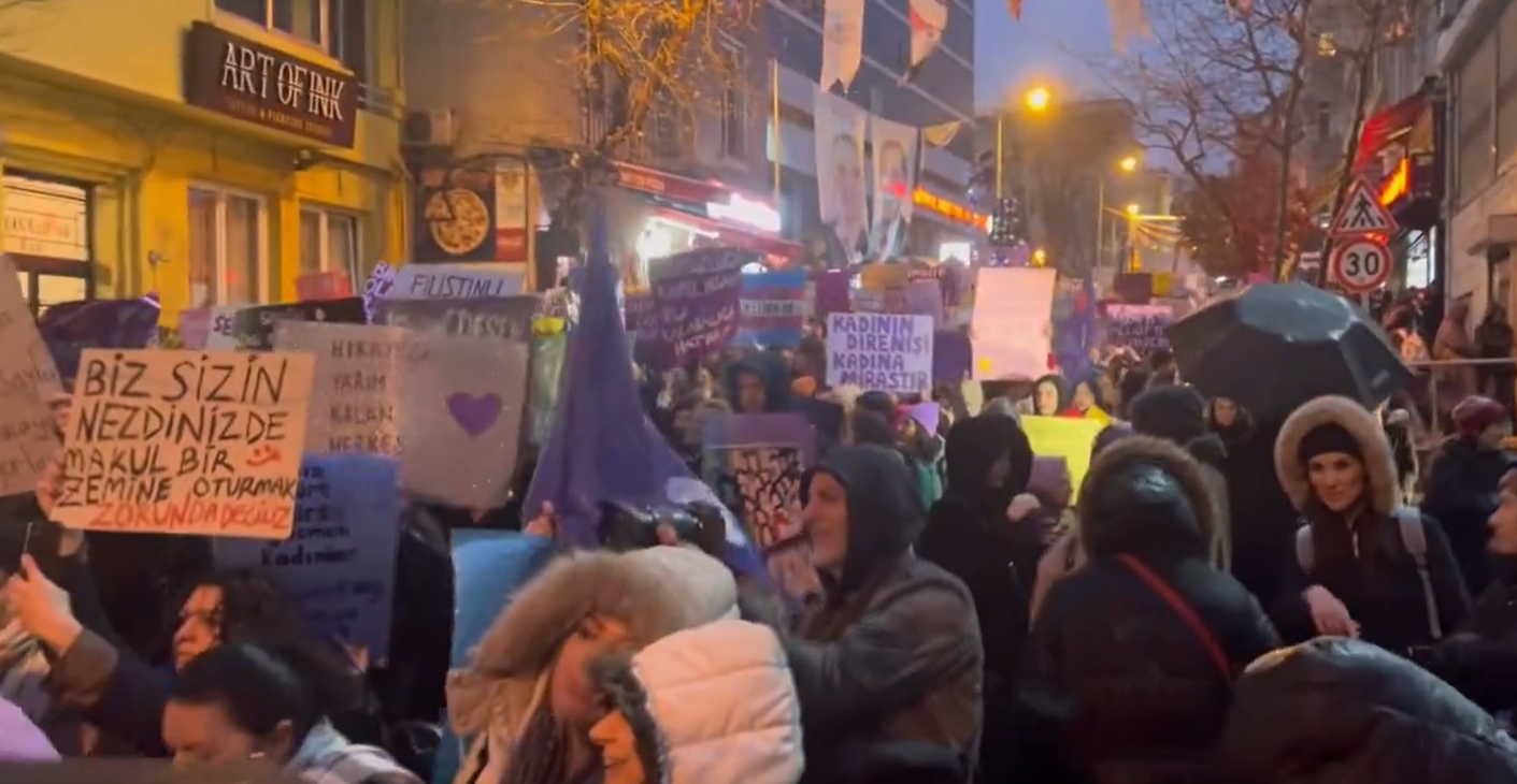 AKP iktidarında '8 Mart'! Taksim Meydanı kadınlara kapalı!