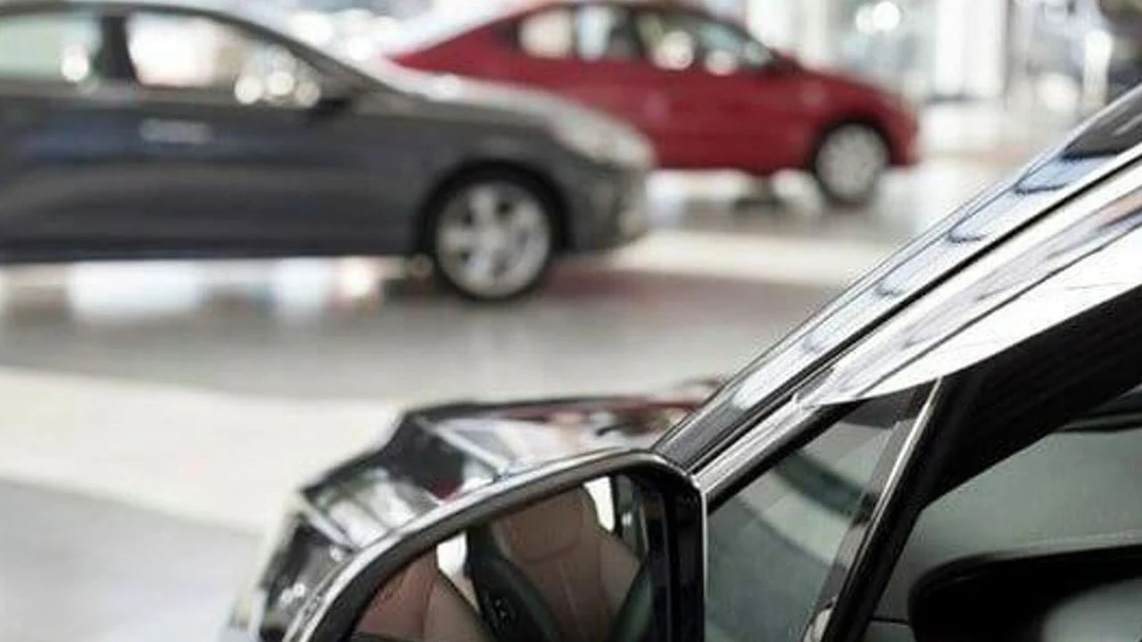 Otomobil almak isteyenler elini çabuk tutsun! O ayda fiyatlar katlanacak