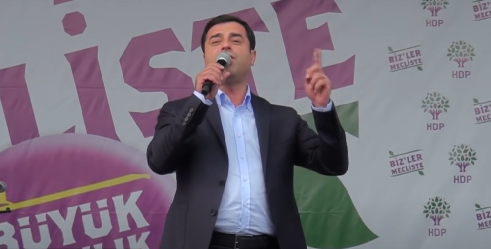 Selahattin Demirtaş'tan seçim öncesi çarpıcı mesaj! Öcalan ve Erdoğan'ı işaret etti: "Hazırız"