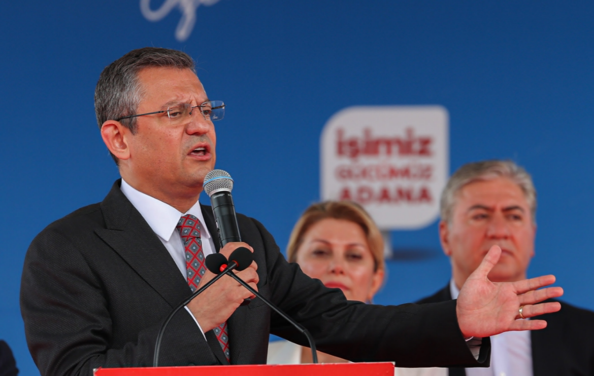 Özgür Özel'den Erdoğan mitinginde staj ve çıraklık mağdurlarının gözaltına alınması tepki