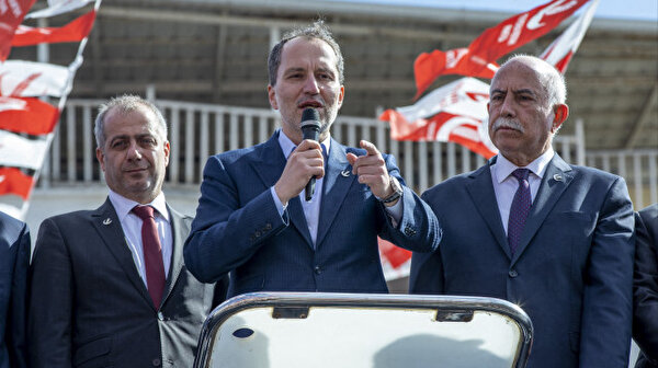 Yeniden Refah Partisi, AKP'ye karşı muhalefeti sertleştirdi: Para faize gidiyor, emekli 150 gram kıymayı alamıyor