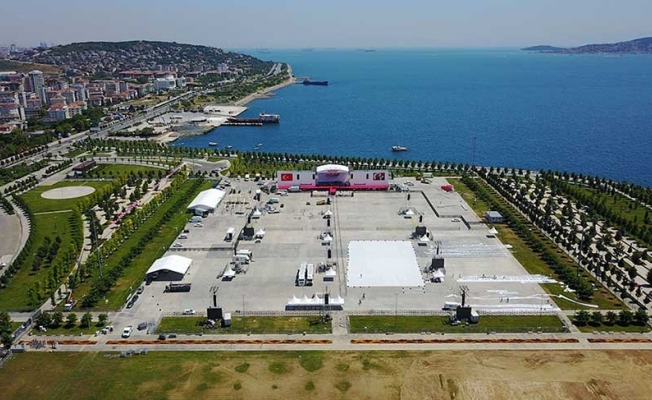 Büyük Adalet Mitingi'nde dev dilekçe