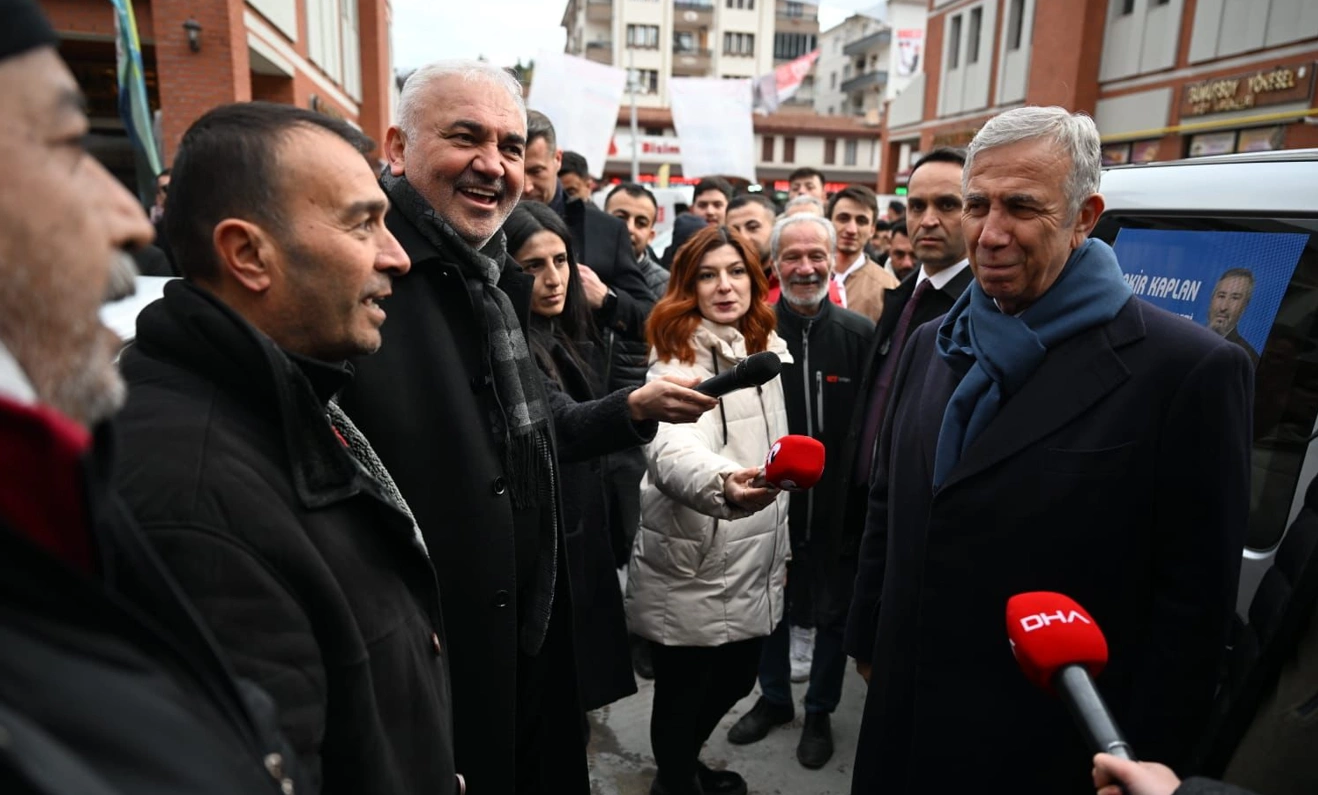Mansur Yavaş: Ankara’da grup yollarının tamamını inşallah sıcak asfaltla bitireceğim