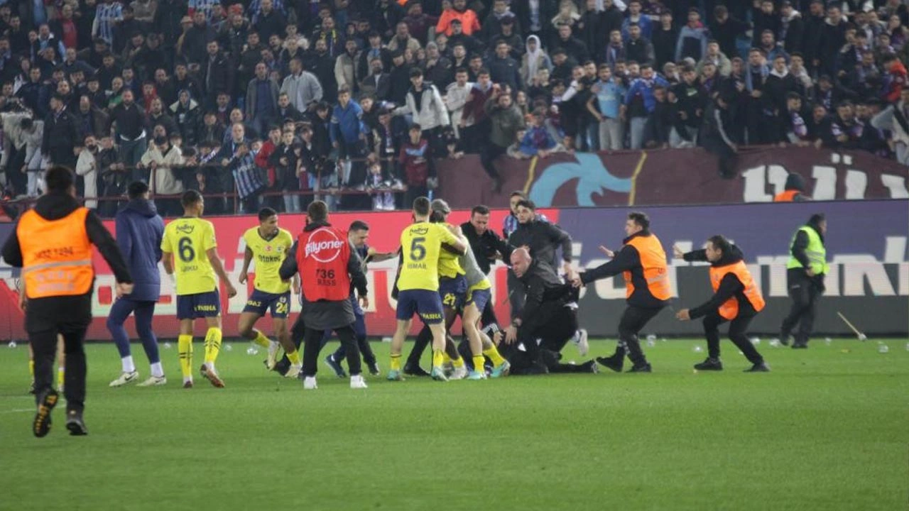 Fenerbahçe, Trabzonspor maçında yaşadıklarını unutturmamaya kararlı! Olaylar FIFA'ya taşınacak