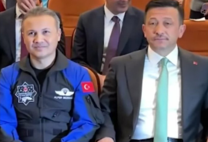 AKP, Alper Gezeravcı'yı seçim propagandasına meze yaptı!