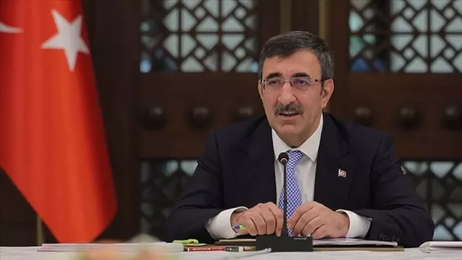 Cumhurbaşkanı Yardımcısı Cevdet Yılmaz, emekliye zam için tarih verdi