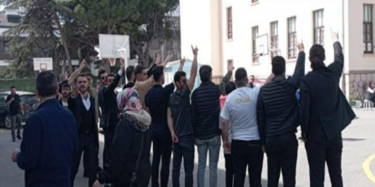 MHP'liler okul bastı, TKP'liler karşı durdu
