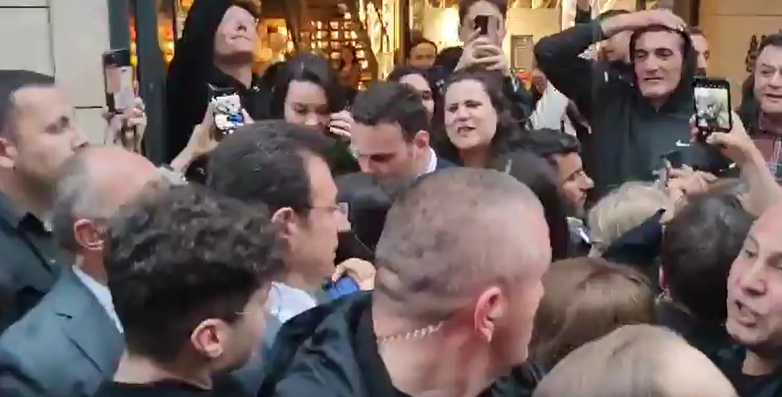 Ekrem İmamoğlu'ndan Beyoğlu turu! İstiklal Caddesi’nde yurttaşla buluştu