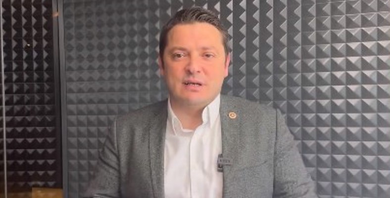 CHP'li Turan Taşkın Özer'den Adalet Bakanı'na: "Görevden affını istemelerin de eli kulağındadır"