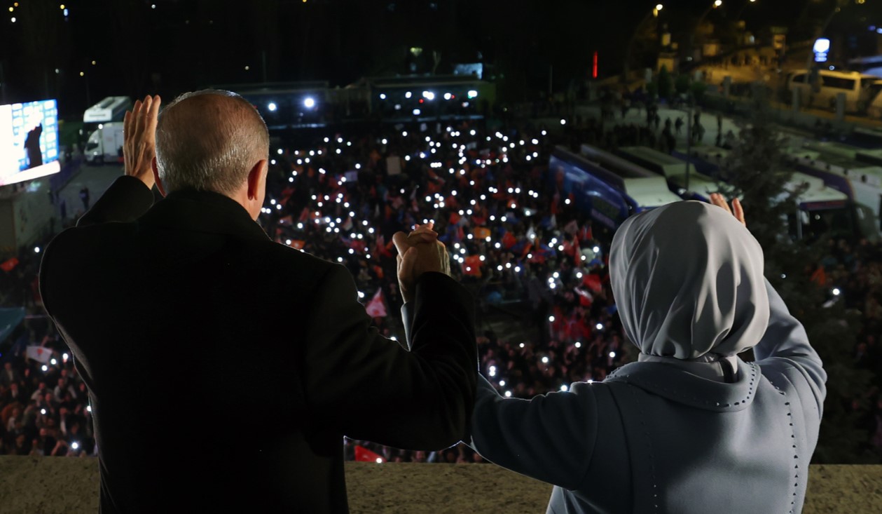 Fuat Uğur, Erdoğan'ın rahatlığının nedenini açıkladı