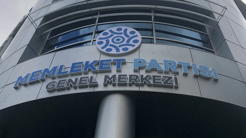 Memleket Partisi'nde üst düzey isim sosyal medyadan istifasını duyurdu: Bugün itibariyle...