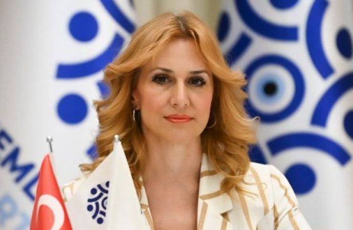 İstifa eden Memleket Partisi Sözcüsü İpek Özkal'dan yeni açıklama: Mücadele edilen kişi “ben”sem...
