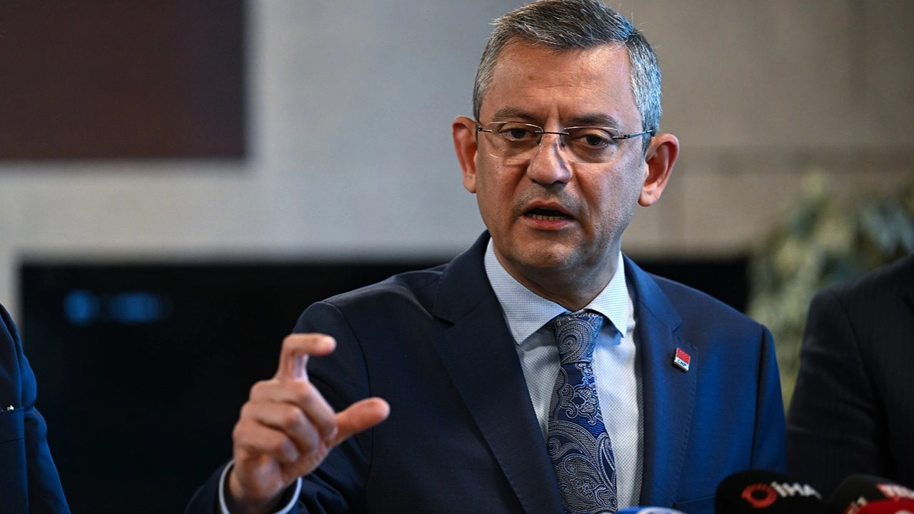 CHP Genel Başkanı Özgür Özel ameliyat oldu