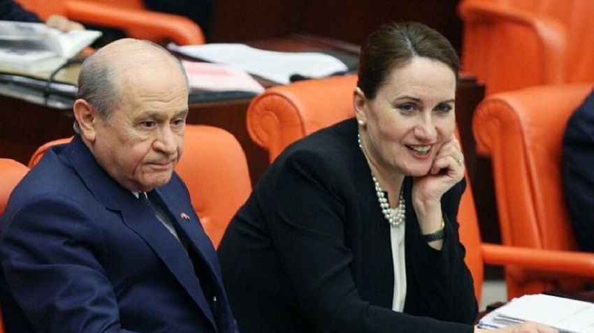 Devlet Bahçeli, Akşener'in partisinin başında kalmasını istiyor