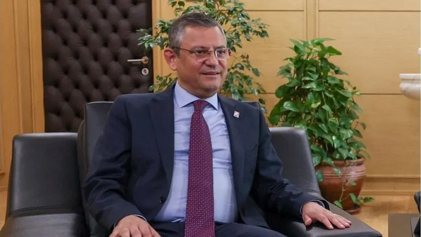Özgür Özel; Can Atalay, Tayfun Kahraman, Osman Kavala’nın yakınlarıyla bayramlaştı