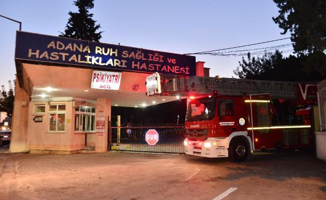 Hastanede yanarak öldü