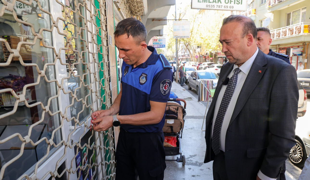 CHP'nin kazandığı şehirde sığınmacılar tarafından açılan ruhsatsız işyerleri mühürlendi
