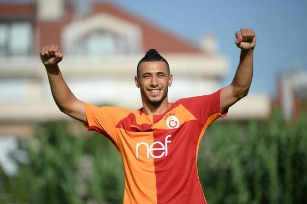Belhanda tartışmalara dayanamadı!