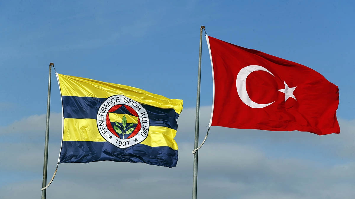 Fenerbahçe'de başkanlık yarışı kızışıyor! O da adaylığını açıkladı