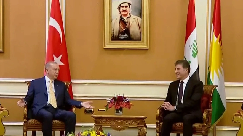 Erdoğan'dan sürpriz Erbil ziyareti! Barzani ile görüştü