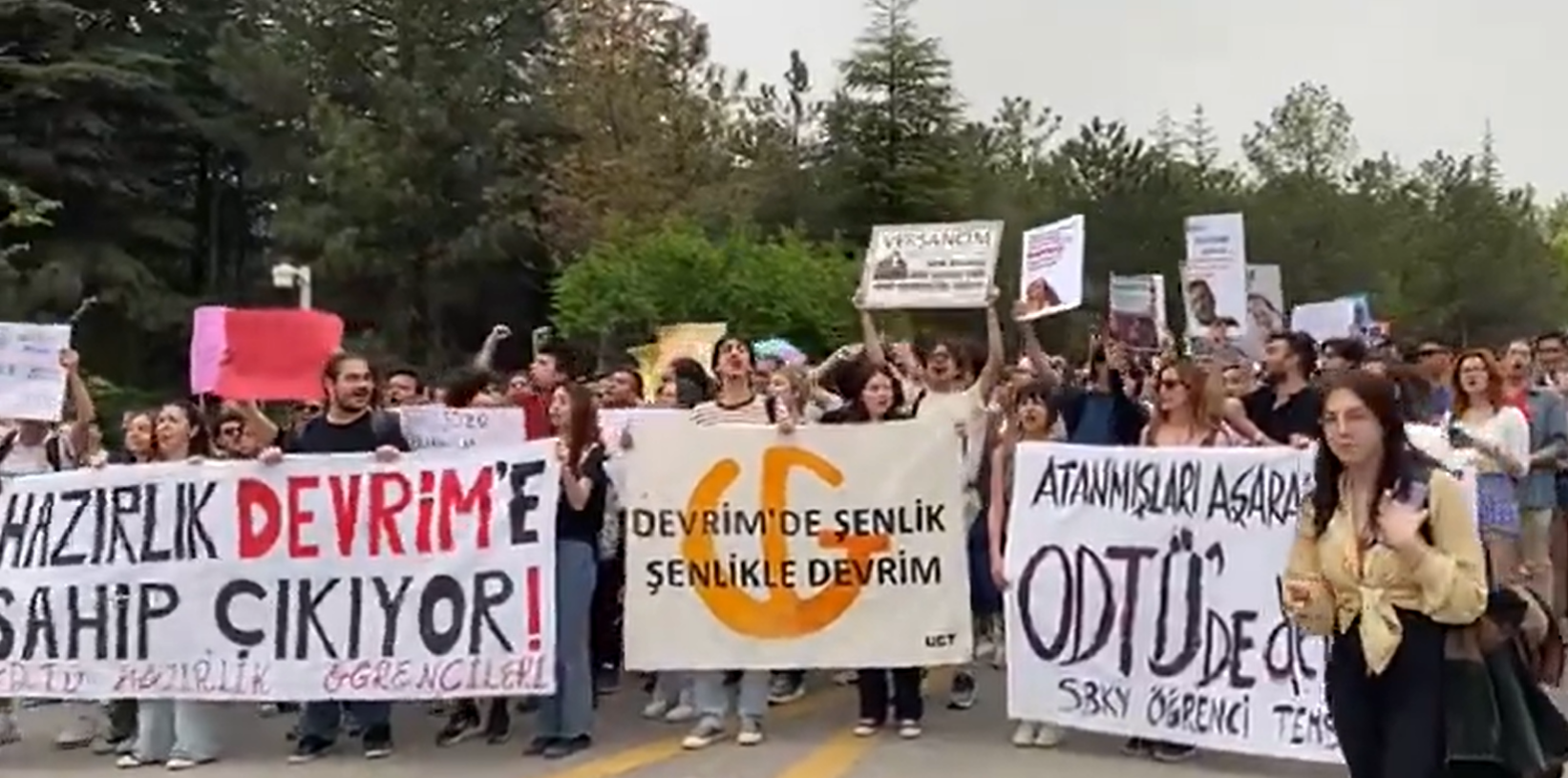 Öğrenciler, ODTÜ'ye 'Kök' salan yasaklara karşı ayakta