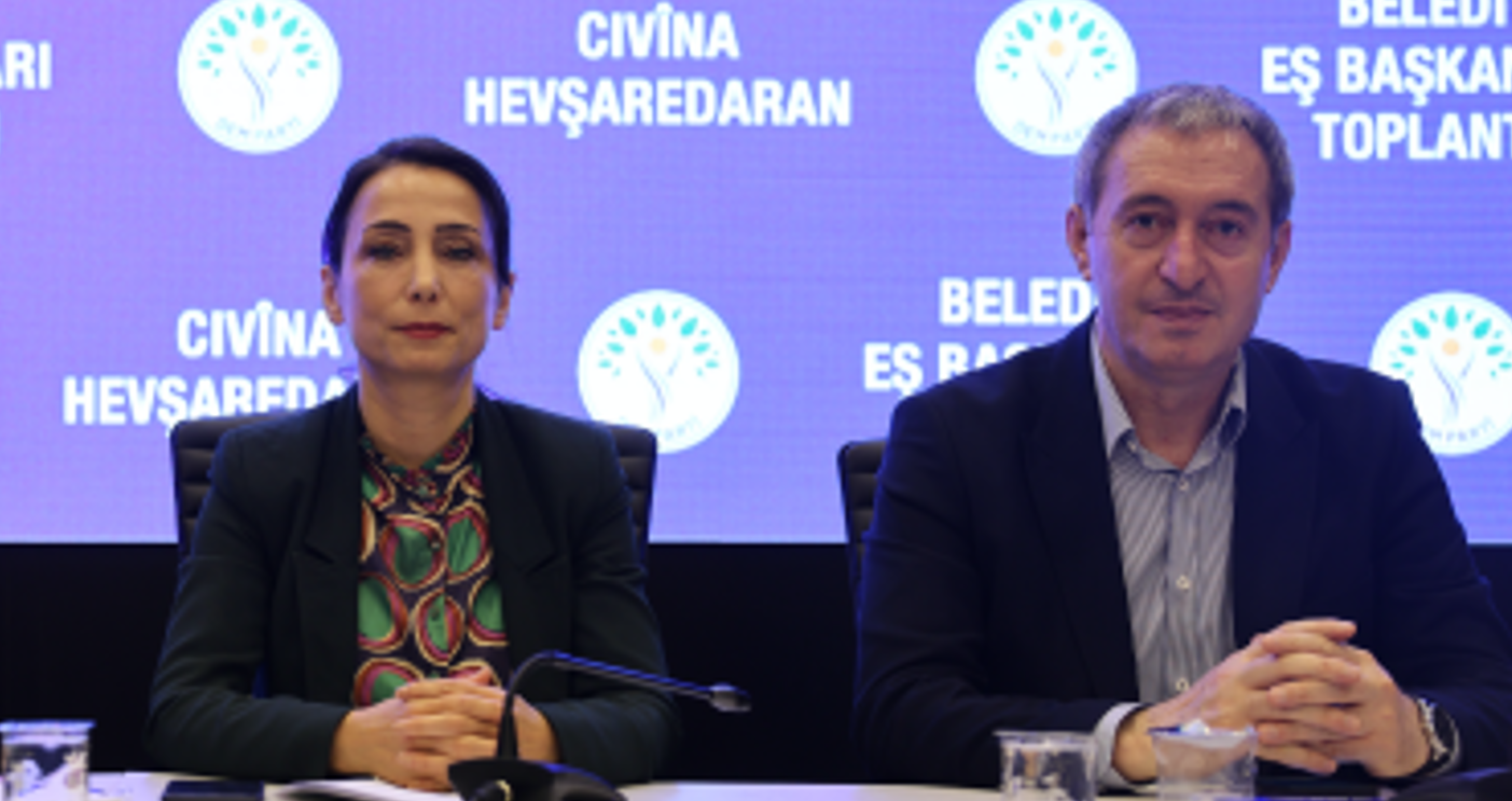 DEM Parti'den 'parti kapatma' gözdağına yanıt