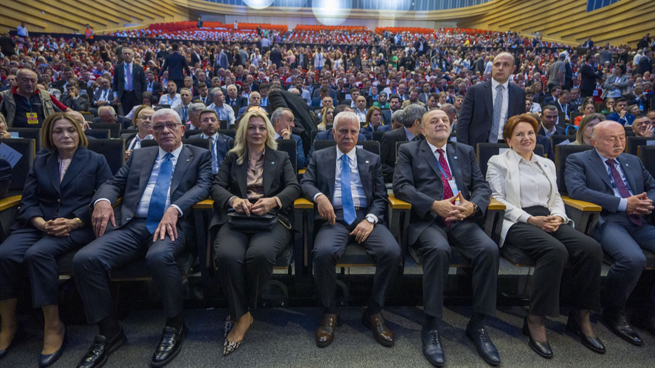 İYİ Parti'de kurultay heyecanı: Oy verme işlemi tamamlandı