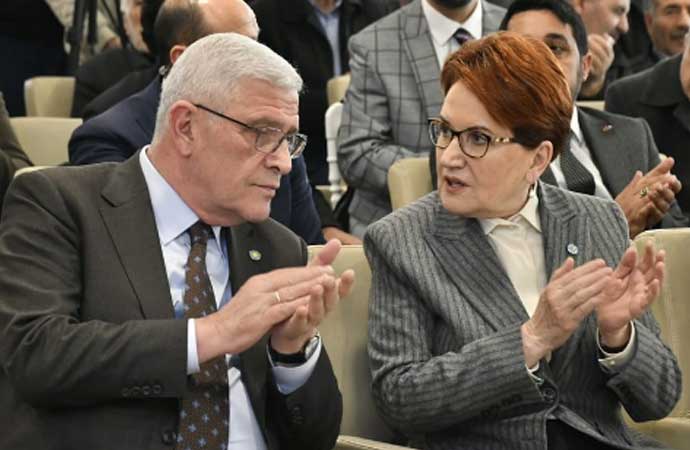Müsavat Dervişoğlu görevi Meral Akşener'den devralacak