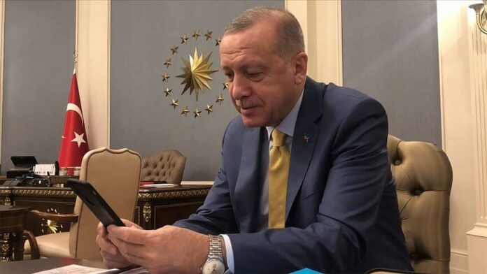 İşte Erdoğan'ın telefonunda yüklü tek uygulama! Futbol kulübünün başkanı açıkladı