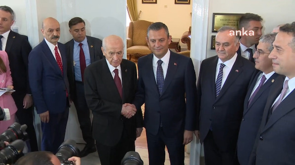 Özgür Özel ile Devlet Bahçeli'nin görüşmesi başladı