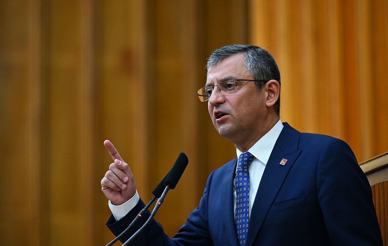 Özgür Özel'den 'atama' açıklaması: Hata yapma lüksümüz yok