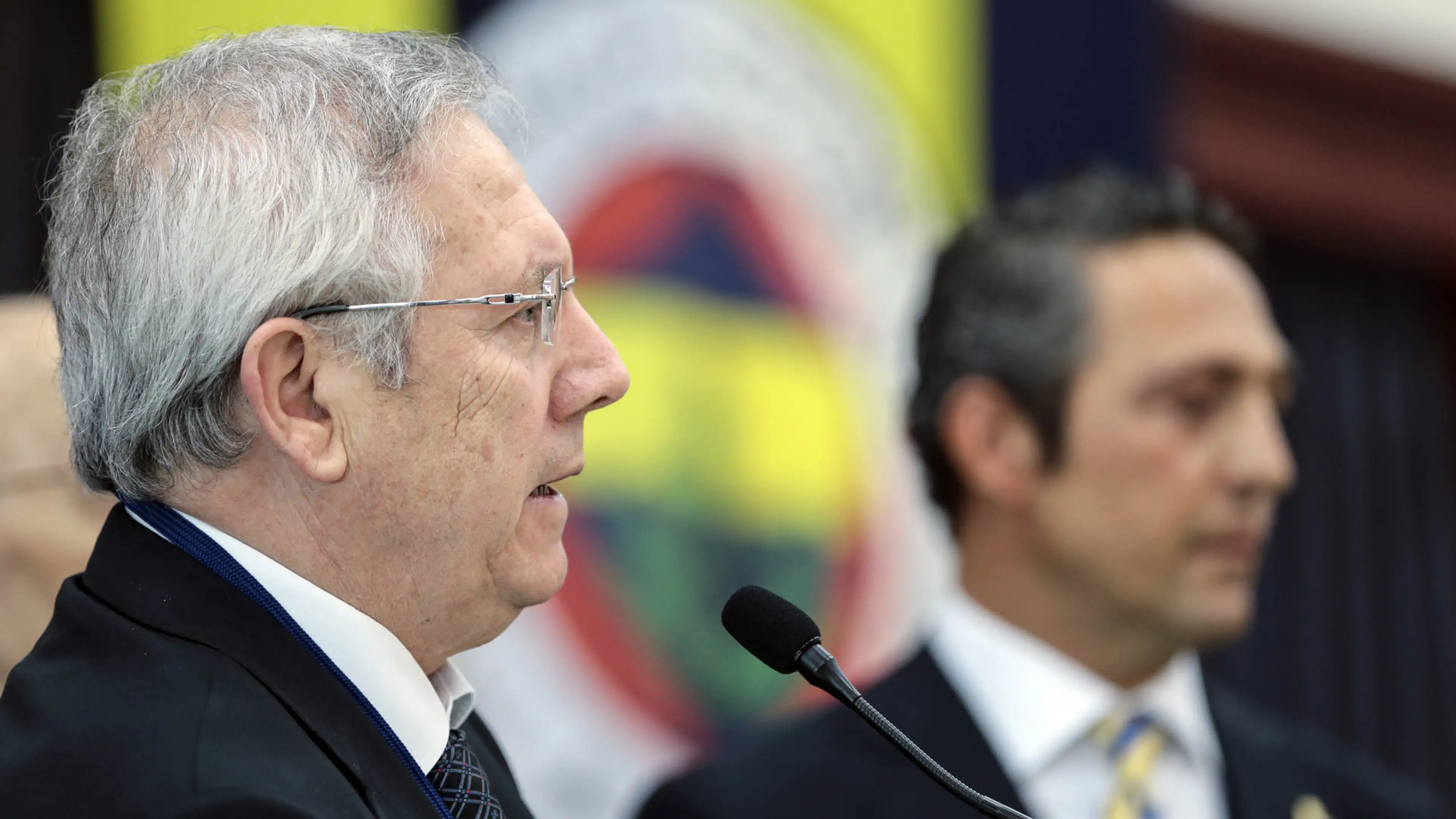 Fenerbahçe Başkan adayı Aziz Yıldırım canlı yayında!