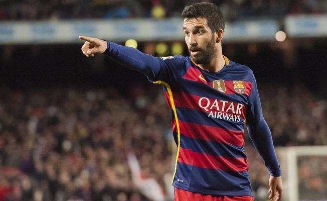 Barcelona Arda Turan konusunda ne yapacağını bilemiyor!