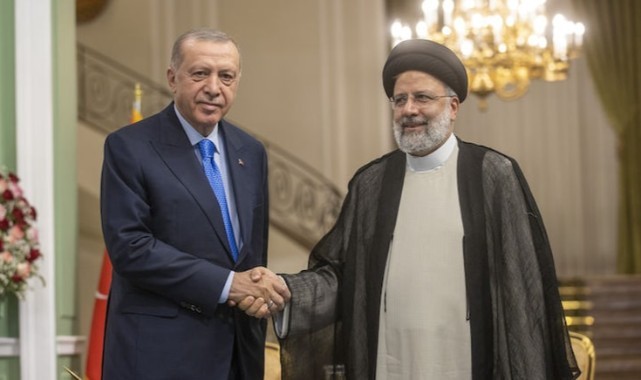 Erdoğan'dan hayatını kaybeden İran Cumhurbaşkanı Reisi için taziye mesajı