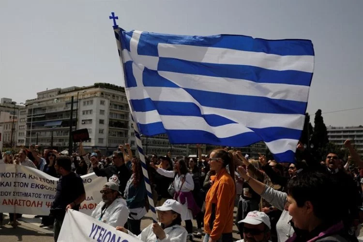 Yunanistan'da memurlar greve gitti!