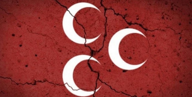 MHP'de 50 kişilik istifa depremi!
