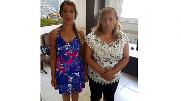 Meğer herkesin gözü önünde pajda güneşleniyorlarmış!