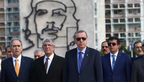 Erdoğan, kapitalizmi eleştirdi, yastık altında parası olanlara seslendi