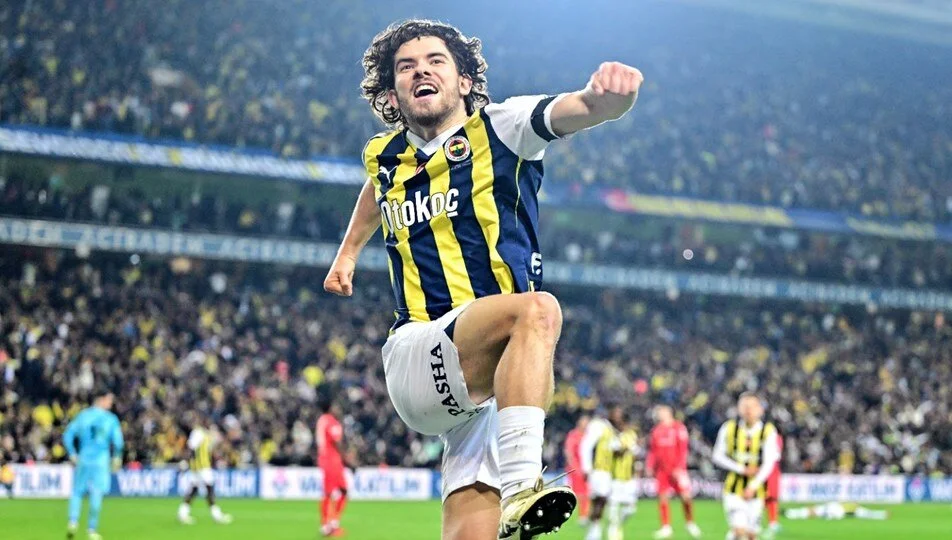 Premier Lig ekibi Ferdi Kadıoğlu'na talip
