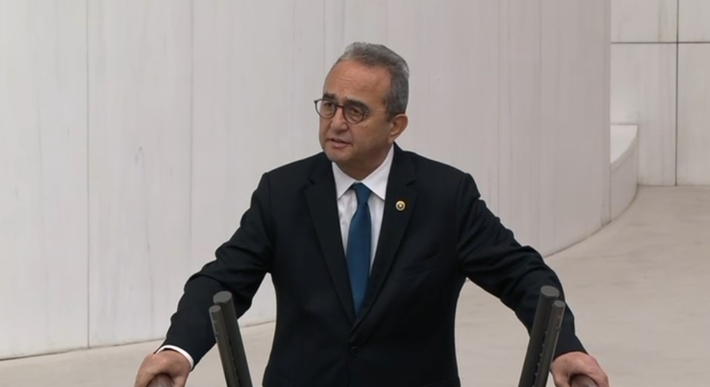 Tezcan siyasi ahlak yasasına neden ihtiyaç olduğunu tek tek sıraladı!