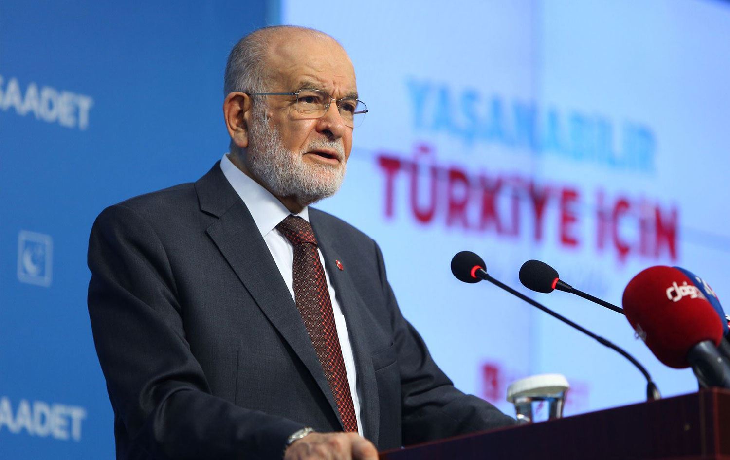 Saadet Partisi'nde genel başkanlık için adı geçen isimler belli oldu