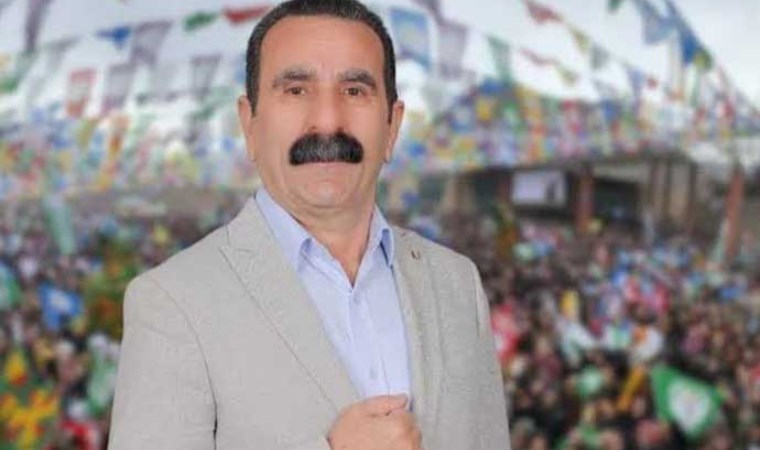Hakkari Belediyesi Eş Başkanı Mehmet Sıddık Akış gözaltına alındı