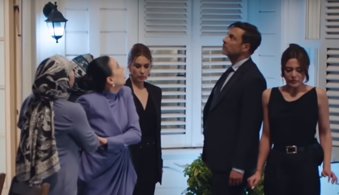 Kızılcık Şerbeti finalinde kıyamet kopuyor
