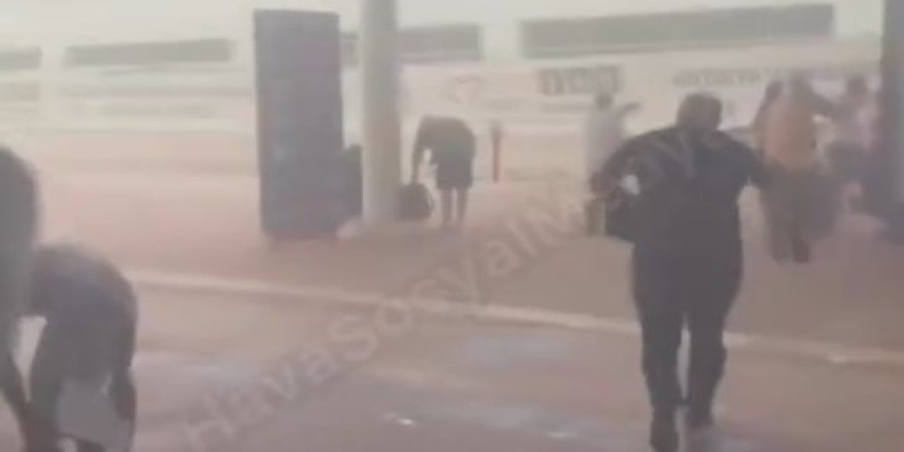 Antalya toz duman oldu! Sahiller karıştı, havaalanında uçuşlar durdu