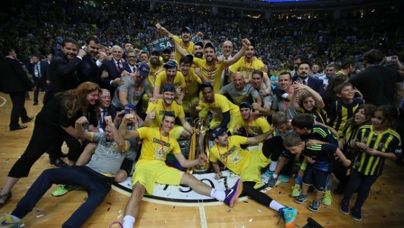 Şampiyon Fenerbahçe